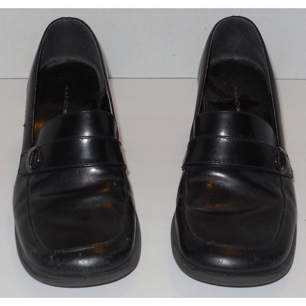 Bandolino black heel shoes sz 6.5M